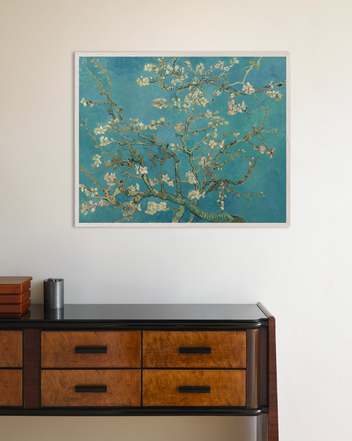 Poster „Mandelblüte (1890) von Vincent van Gogh“ mit weißem Holzrahmen