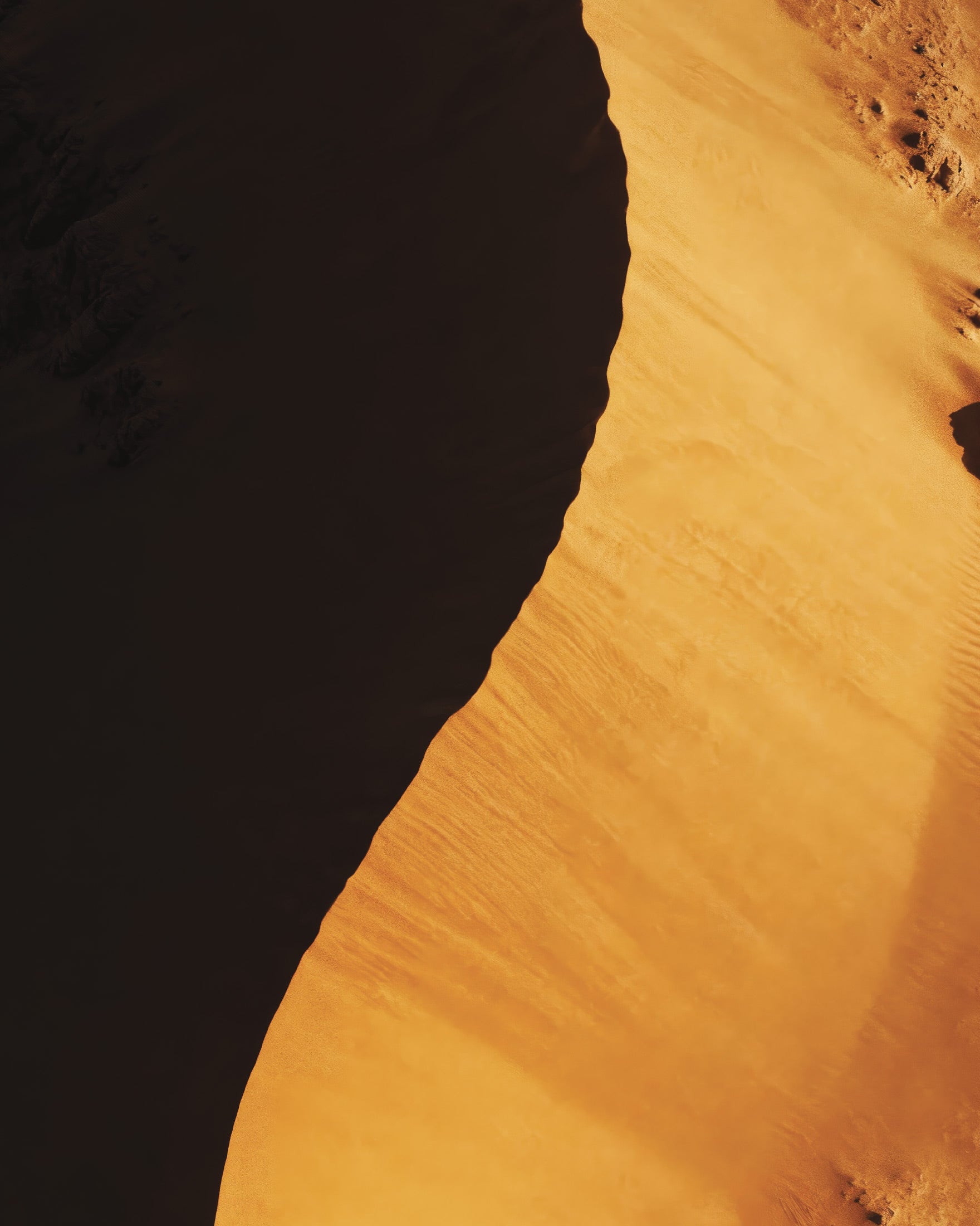 Golden Dune Curve Poster, Wüstenschatten Plakat