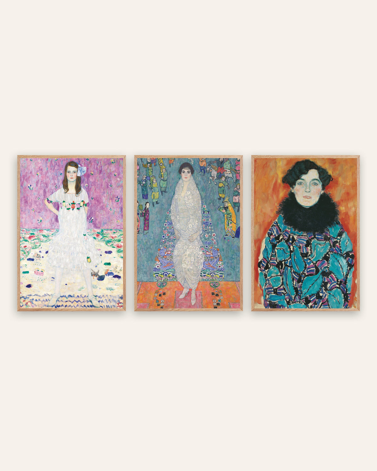 Klimt Poster 3er-Set Porträts: Mäda Primavesi, Elisabeth Lederer und Johanna Staude, in Rahmen aus Natureiche