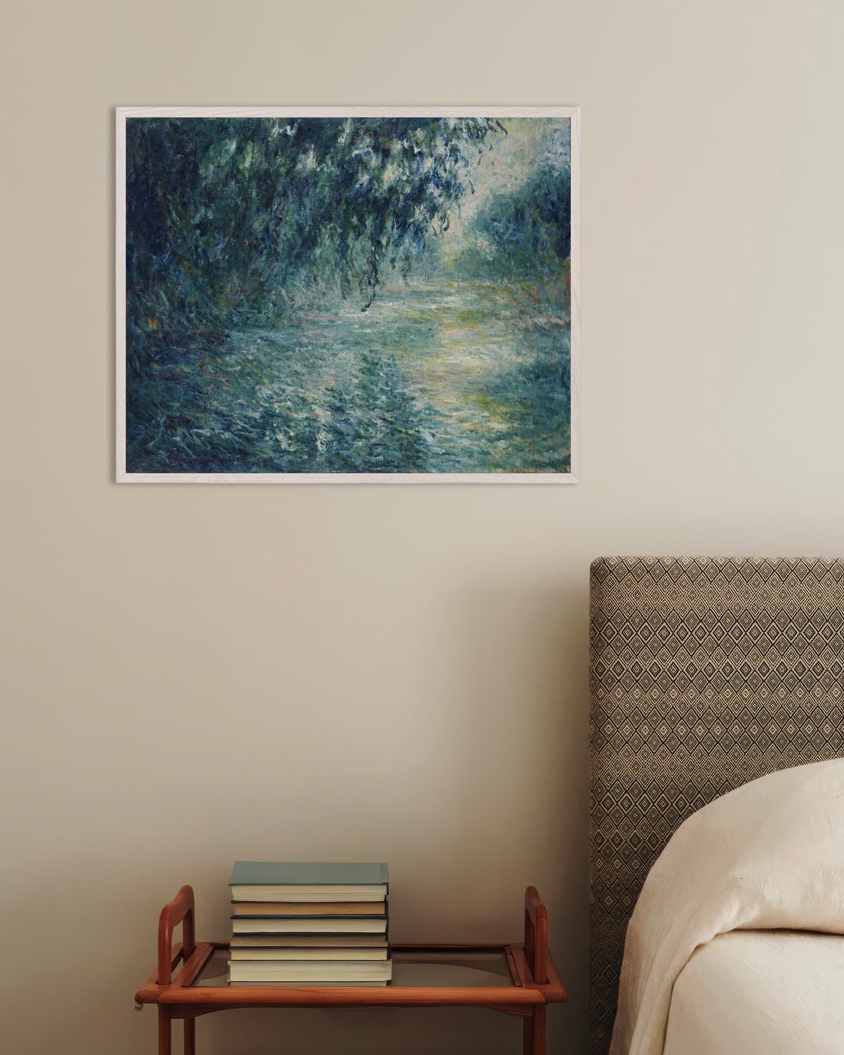 Poster Morgen an der Seine (1898) von Claude Monet mit weißem Holzrahmen