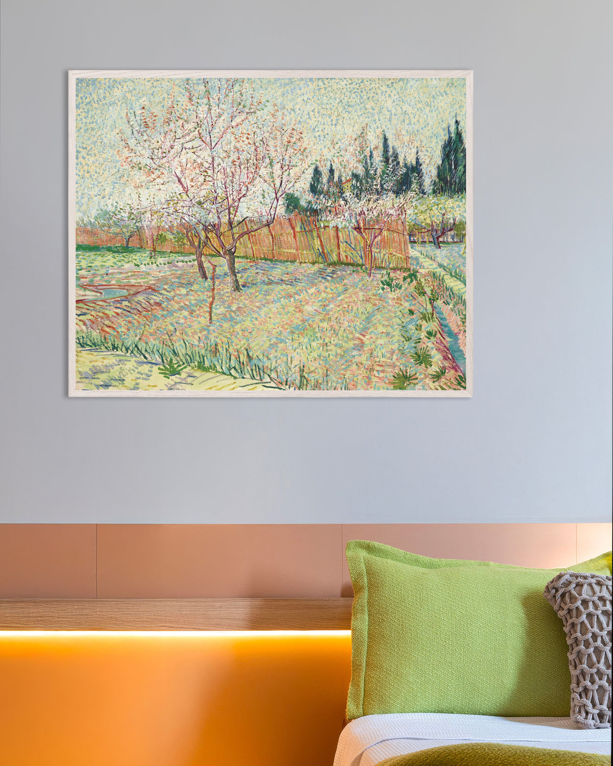 Poster mit Obstgarten mit Zypressen (1888) von Vincent van Gogh, mit weißem Holzrahmen