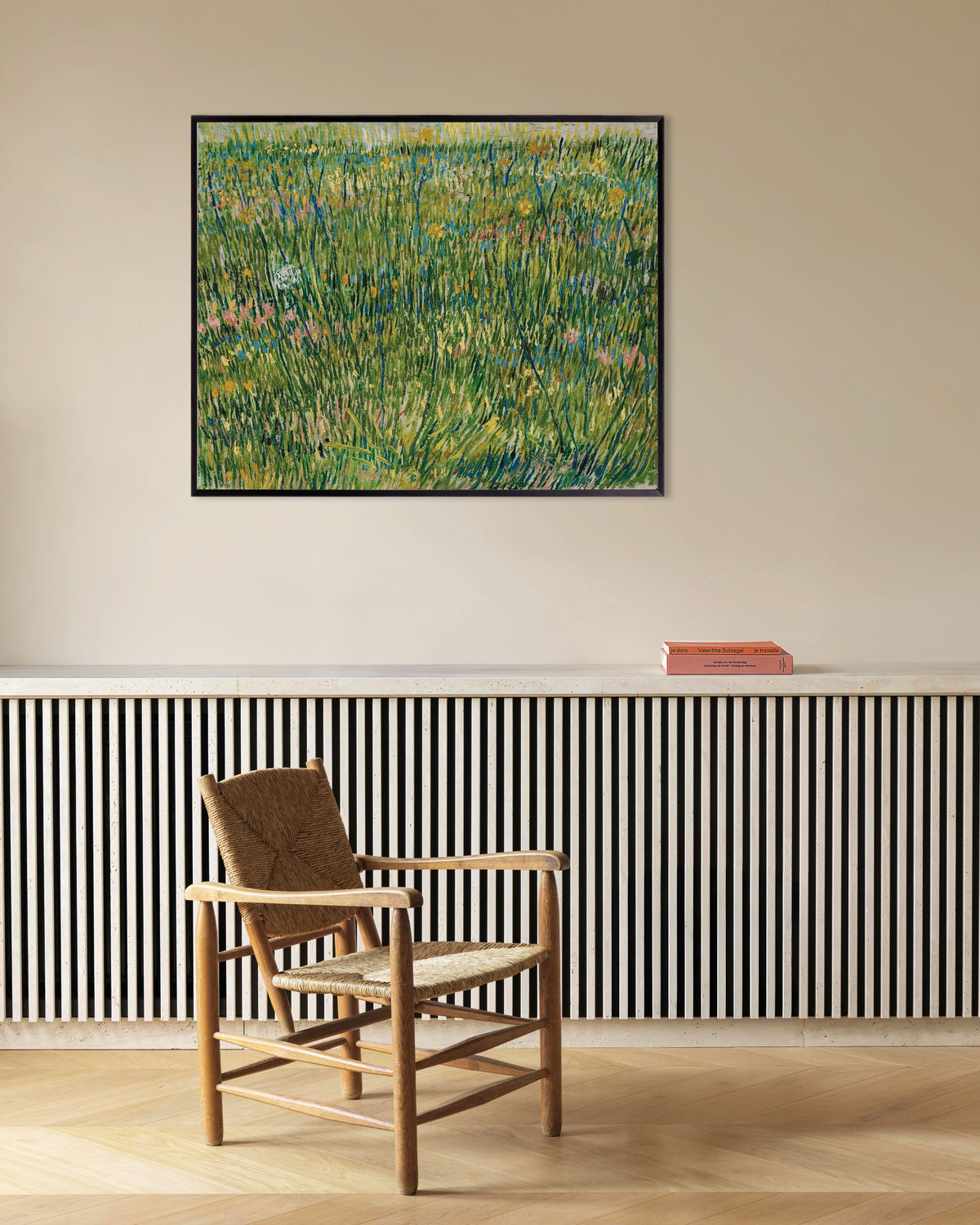 Poster von Grasfläche (1887) von Vincent van Gogh, mit Metallrahmen