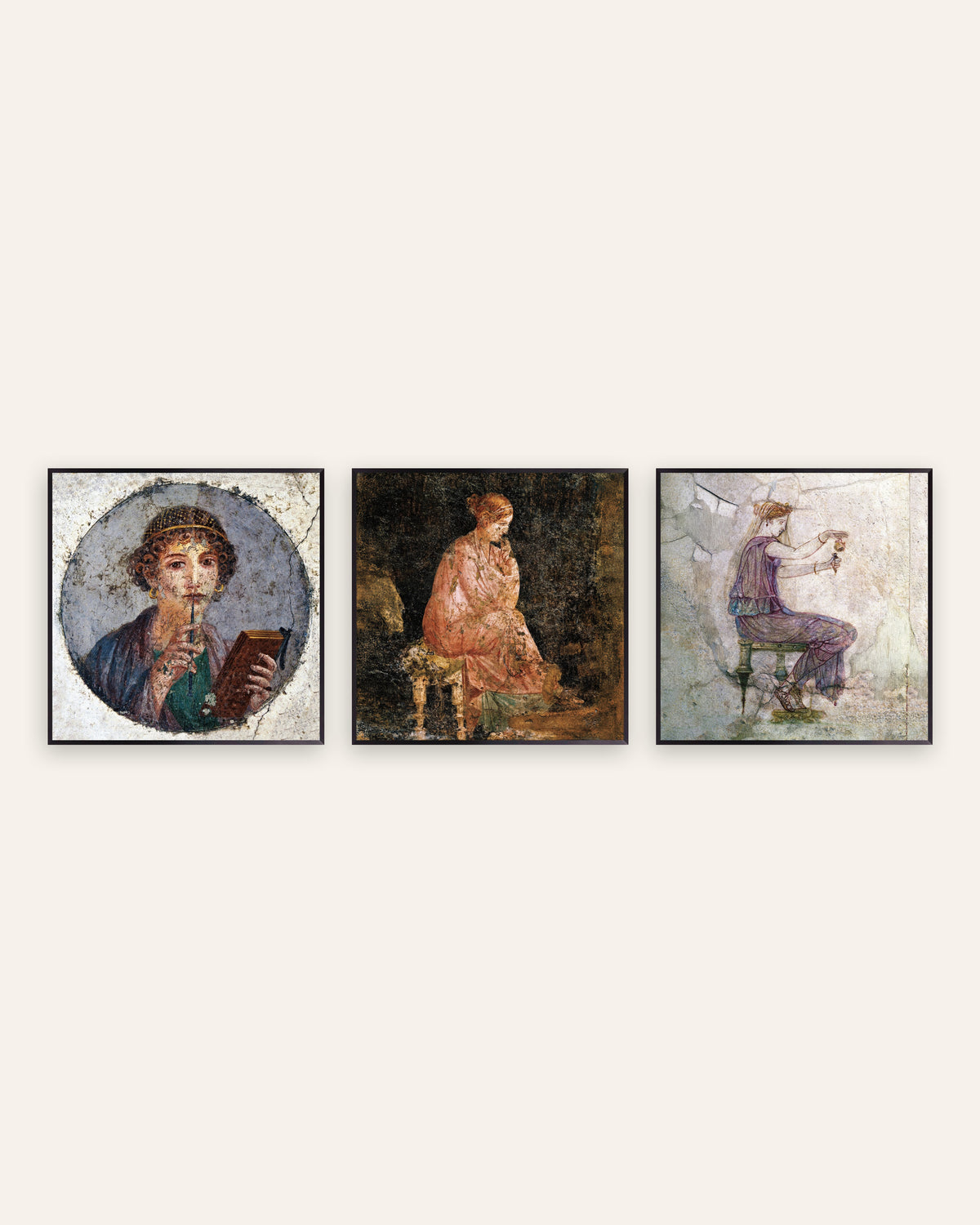 Römische Fresken Poster, 3er-Set: Sappho, sitzende Frau und Parfüm, in schwarzen Metallrahmen