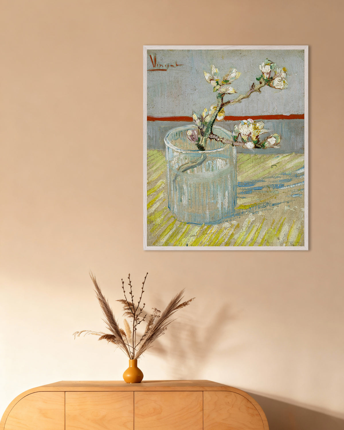 Poster von Blühender Mandelzweig in einem Glas (1888) von Vincent van Gogh, mit weißem Holzrahmen