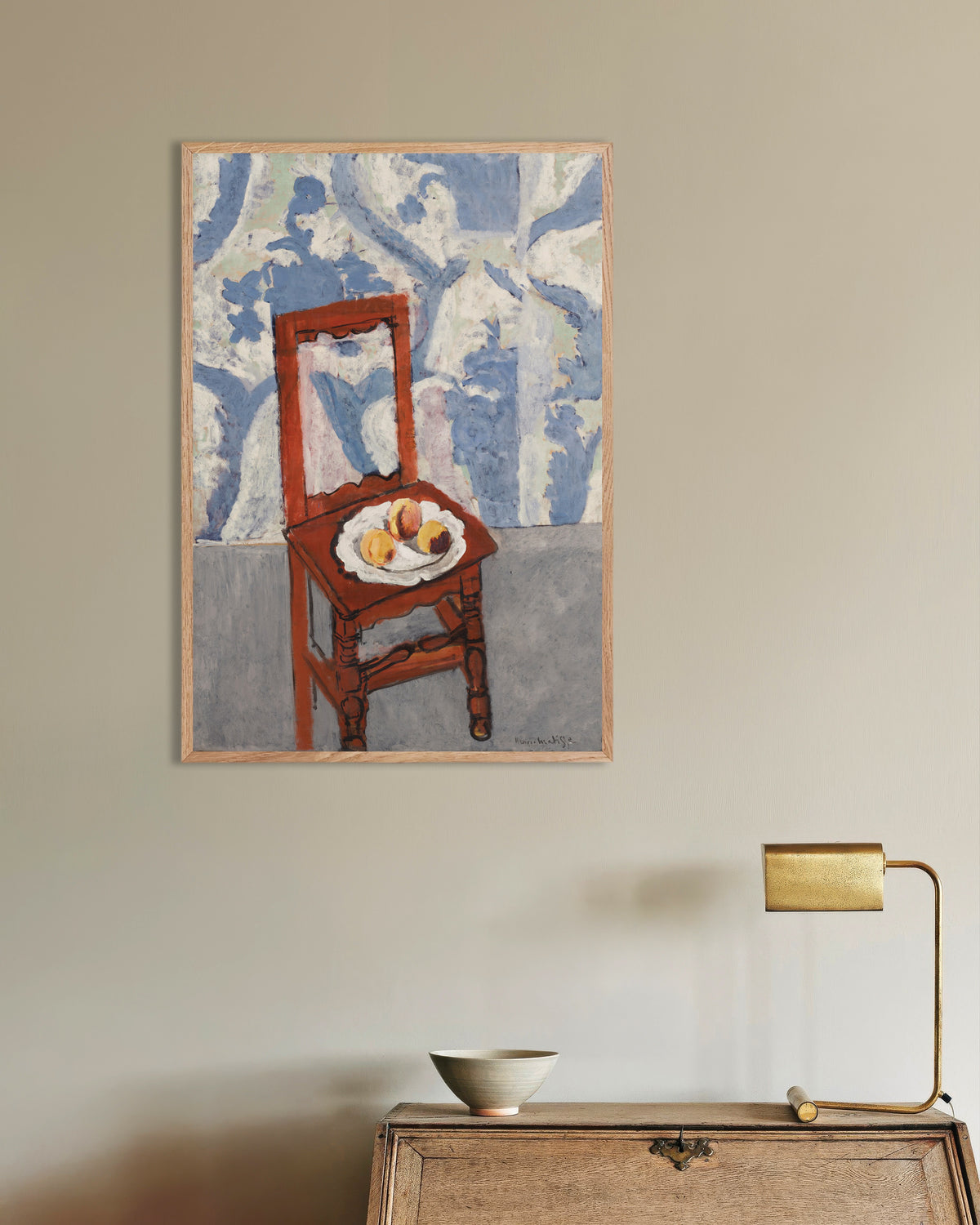 Poster von Der Lorraine-Stuhl (1919) von Henri Matisse, mit naturbelassenem Holzrahmen