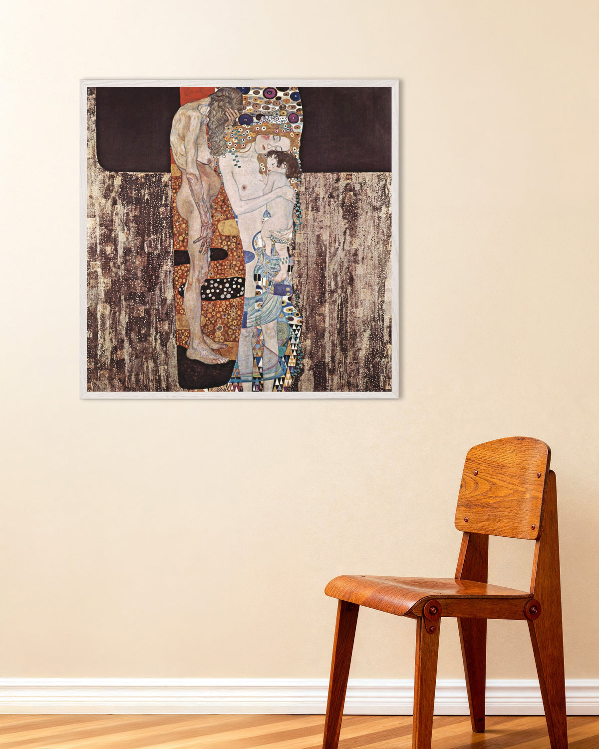 Poster Die drei Lebensalter der Frau (1905) von Gustav Klimt mit weißem Holzrahmen