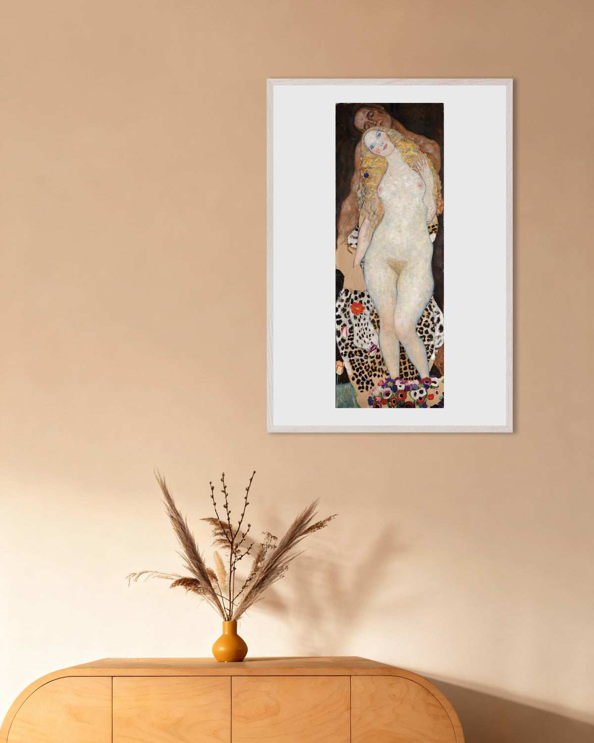 Poster Adam und Eva (1917–1918) von Gustav Klimt mit weißem Holzrahmen