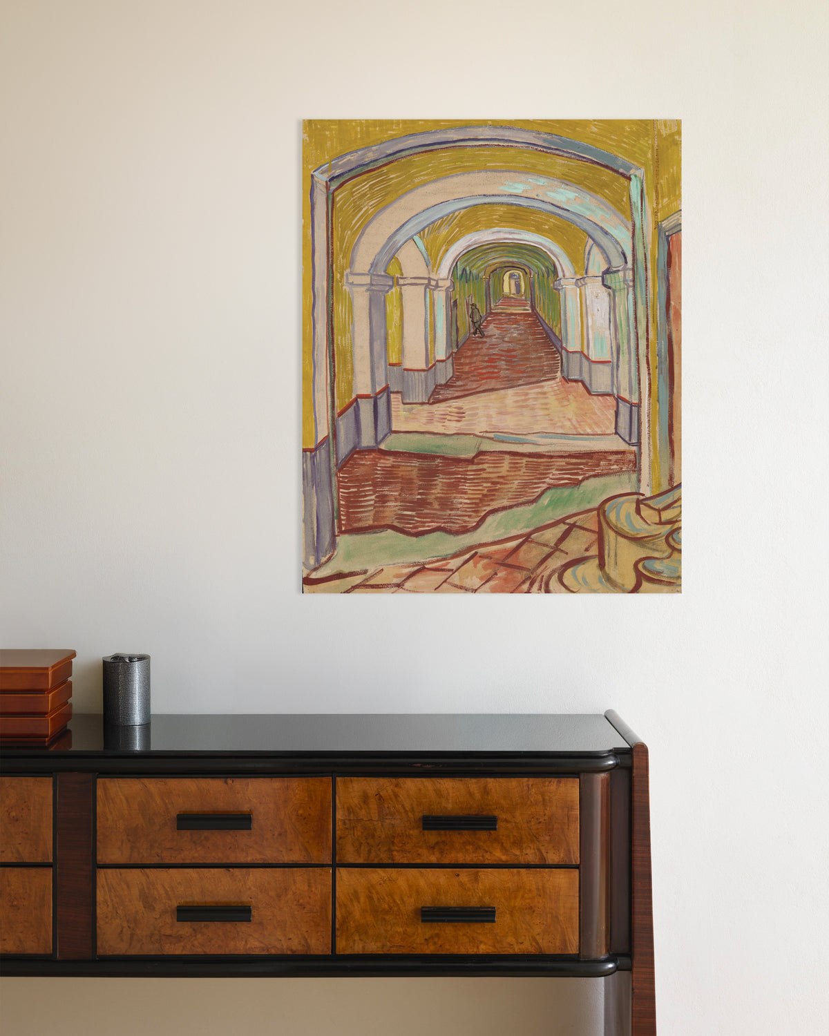 Poster mit „Korridor in der Heilanstalt (1889) von Vincent van Gogh“