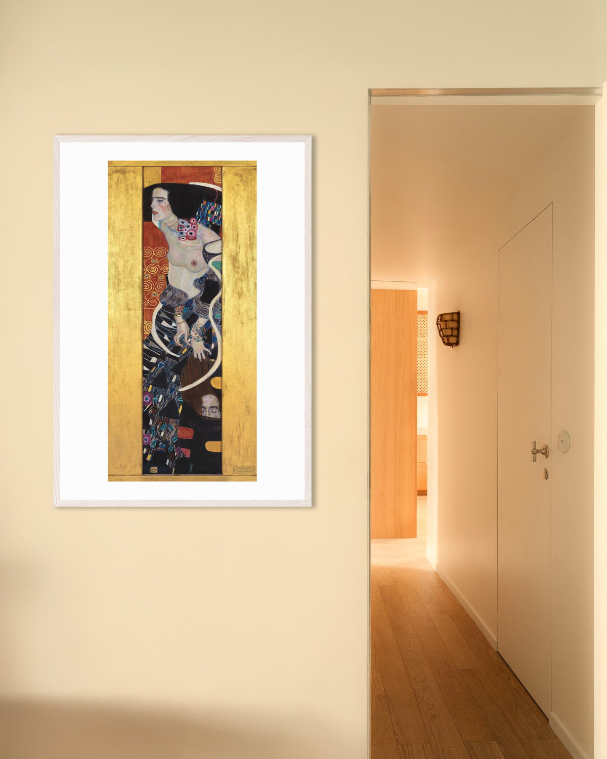 Poster Judith II (1909) von Gustav Klimt mit weißem Holzrahmen