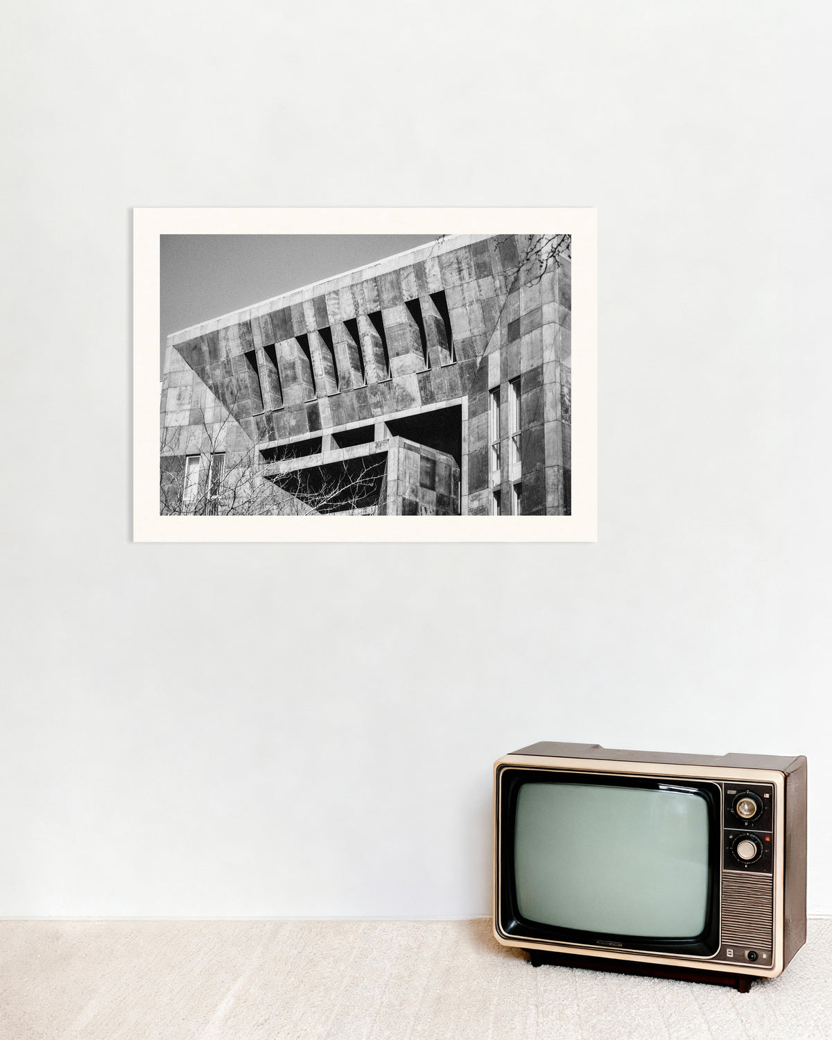 Poster „Sägezahnfassade aus Beton“