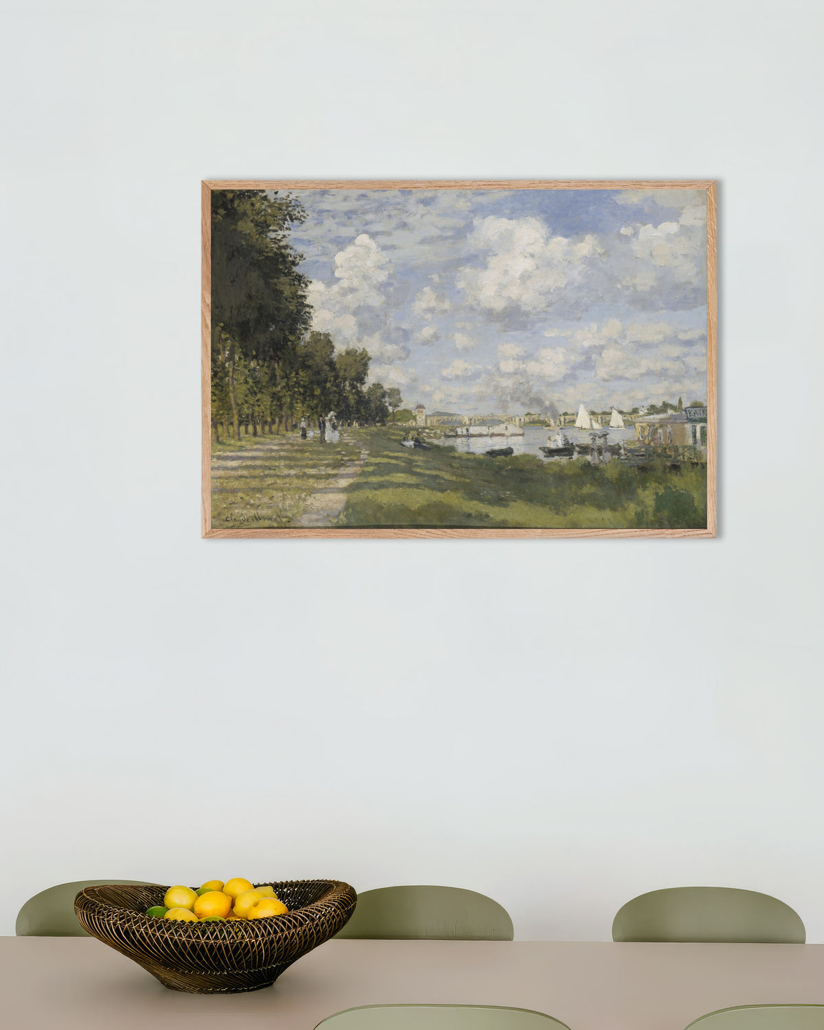Poster Das Becken von Argenteuil (um 1872) von Claude Monet mit naturfarbenem Holzrahmen